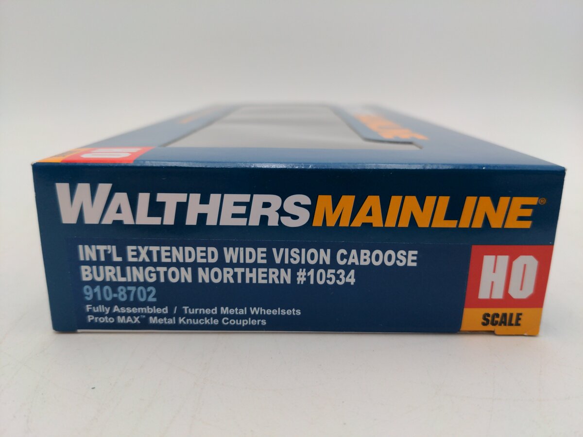Walthers 910-8702 HO Scale Burlington Northern Caboose #10534