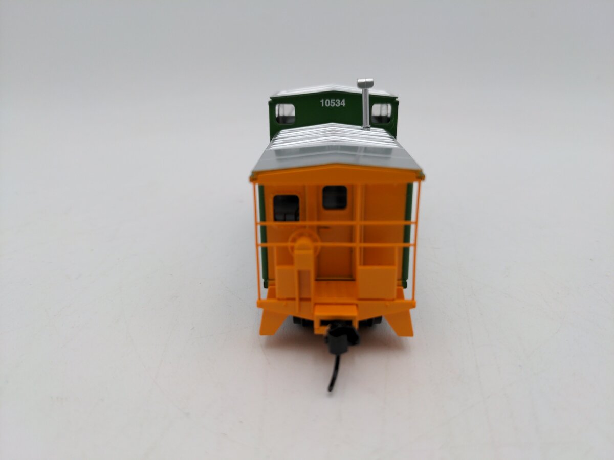 Walthers 910-8702 HO Scale Burlington Northern Caboose #10534