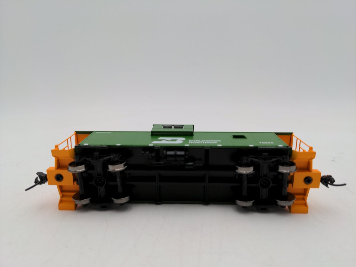 Walthers 910-8702 HO Scale Burlington Northern Caboose #10534