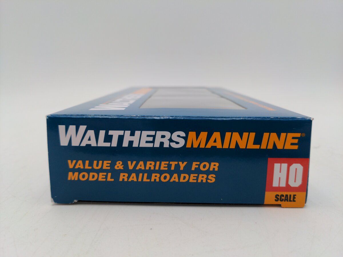 Walthers 910-8702 HO Scale Burlington Northern Caboose #10534