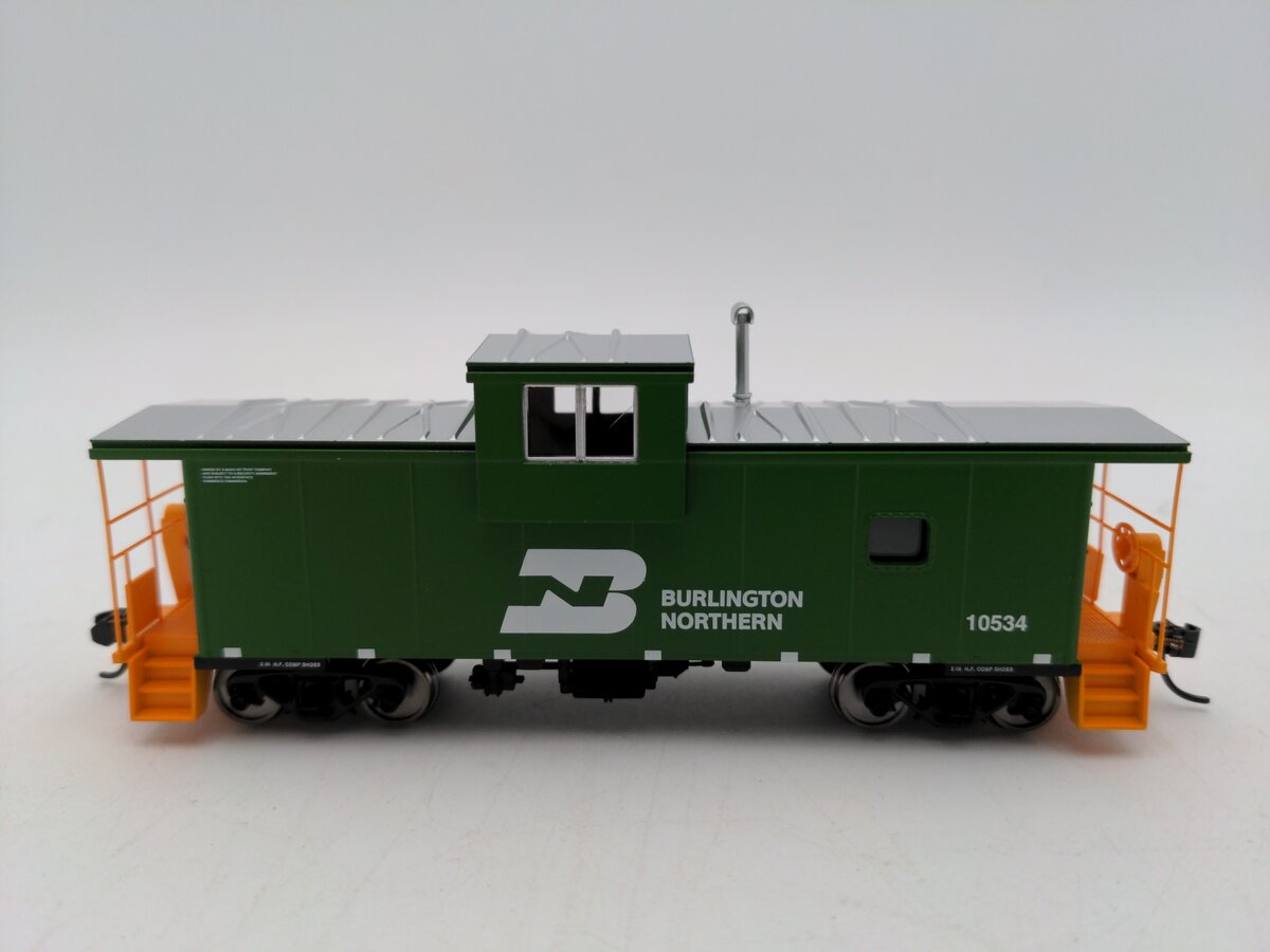 Walthers 910-8702 HO Scale Burlington Northern Caboose #10534
