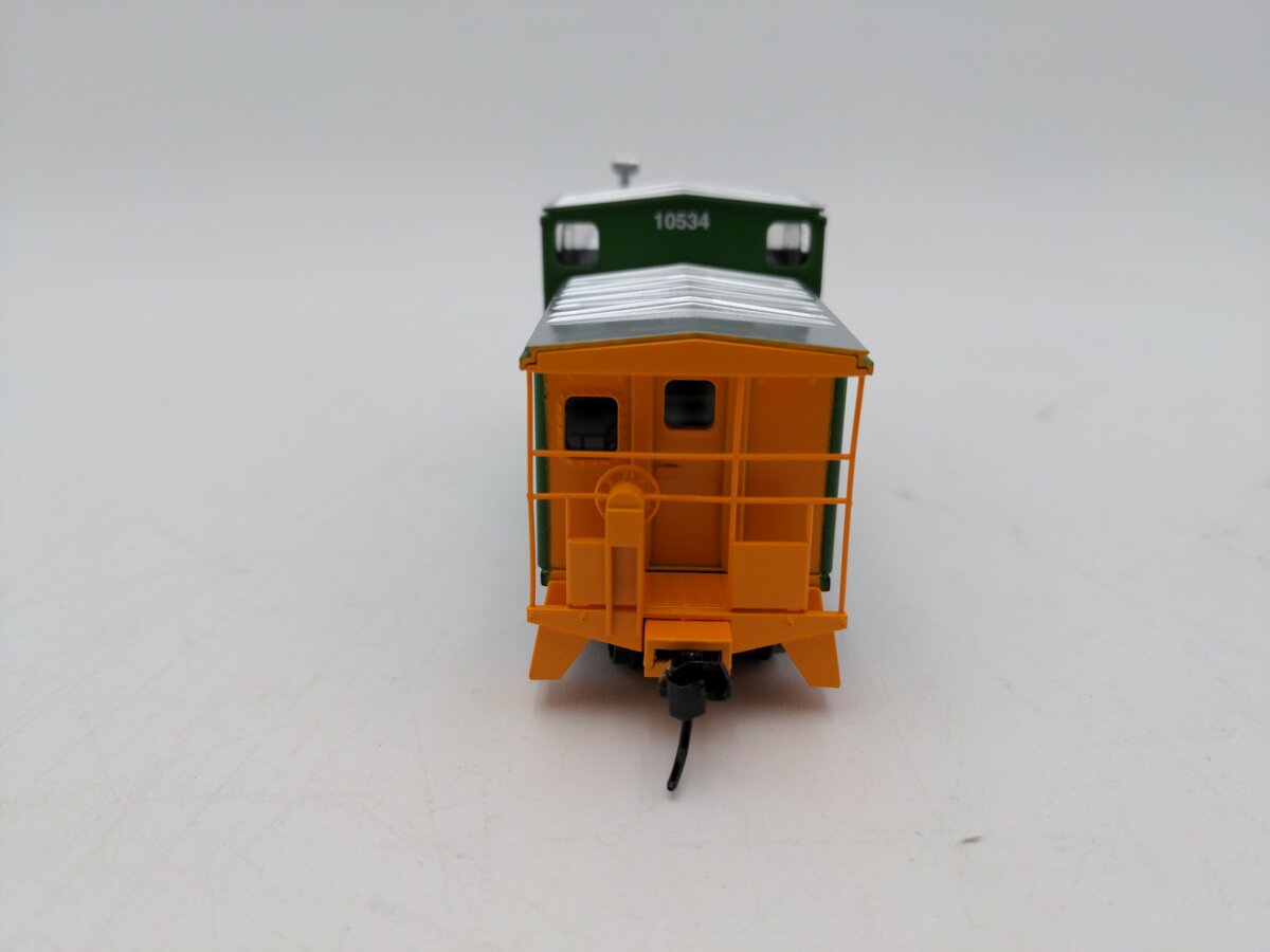 Walthers 910-8702 HO Scale Burlington Northern Caboose #10534