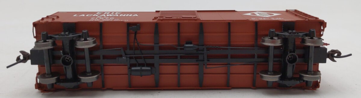 Atlas 20001392 HO Erie Lackawanna 40' Postwar Boxcar w/ 6' Door #71576
