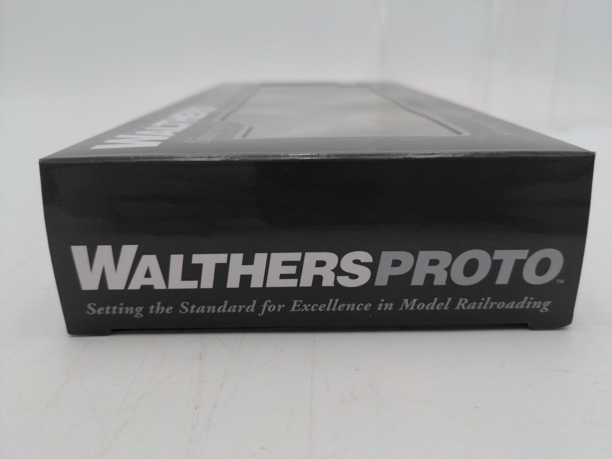 Walthers 920-106120 HO ADM/UELX 55' Evans 4780 3-Bay Covered Hopper #10002