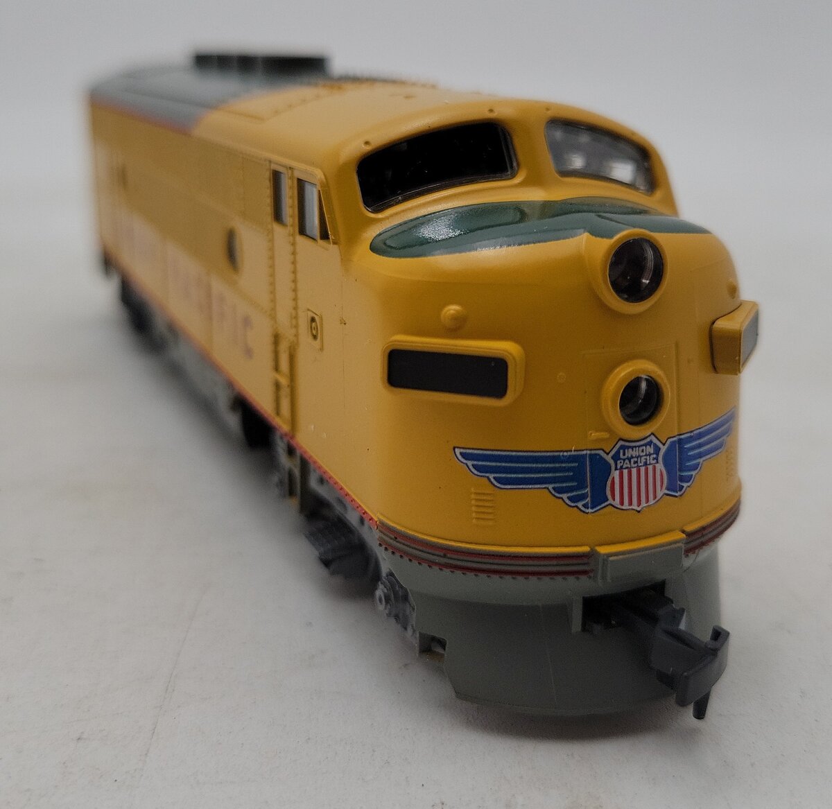 Stewart Hobbies 8510 HO Union Pacific F3A Phase II Powered Diesel Locomotive EX/Box