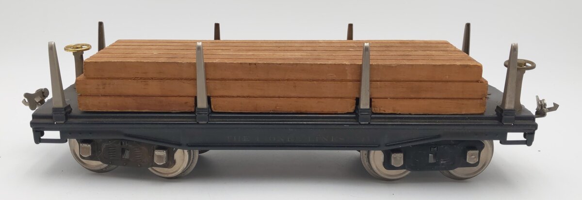 Lionel 211 Vintage Standard Gauge Flatcar with Stakes EX/Box