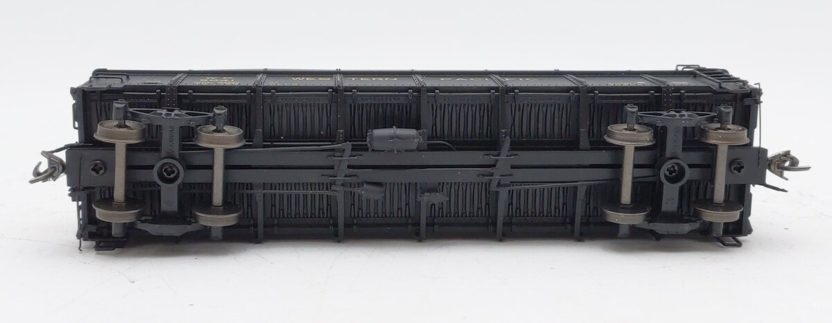 InterMountain 35204-24 HO Western Pacific Woodchip W/Drop Bottom Gondola