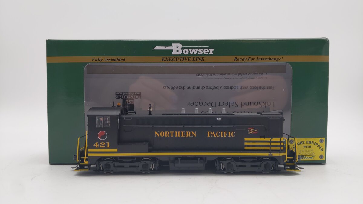 Bowser 24235 HO Northern Pacific Baldwin VO-1000 #421 w/ LokSound & DCC