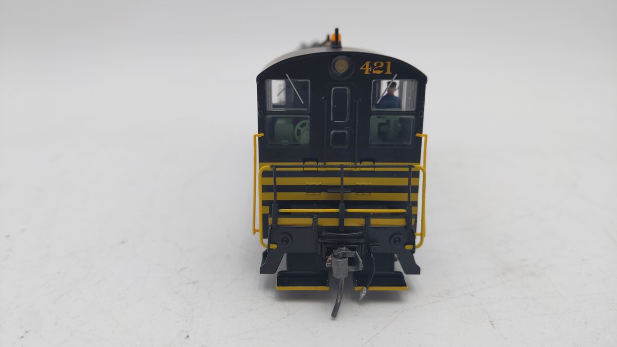 Bowser 24235 HO Northern Pacific Baldwin VO-1000 #421 w/ LokSound & DCC