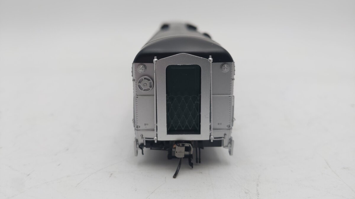 Rapido Trains 134009 HO New Haven "Washington County" McGinnis County Car #211