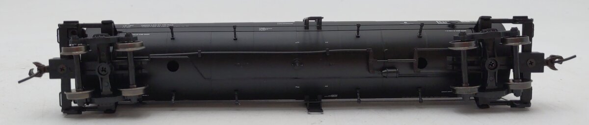 Atlas 20001725 HO Exxon ACF 23,500 Gallon Tank Car #405170