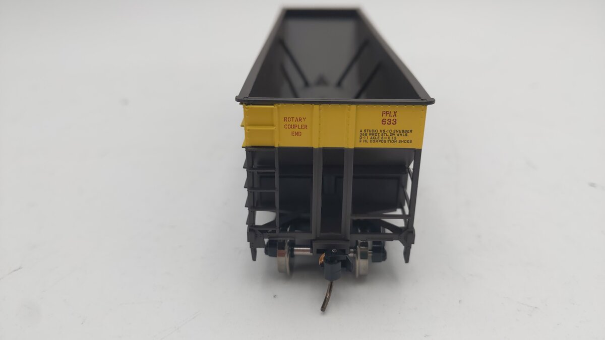 Bowser 43223 HO PPLX Executive Line 100-Ton 3-Bay Hopper Ready to Run #633
