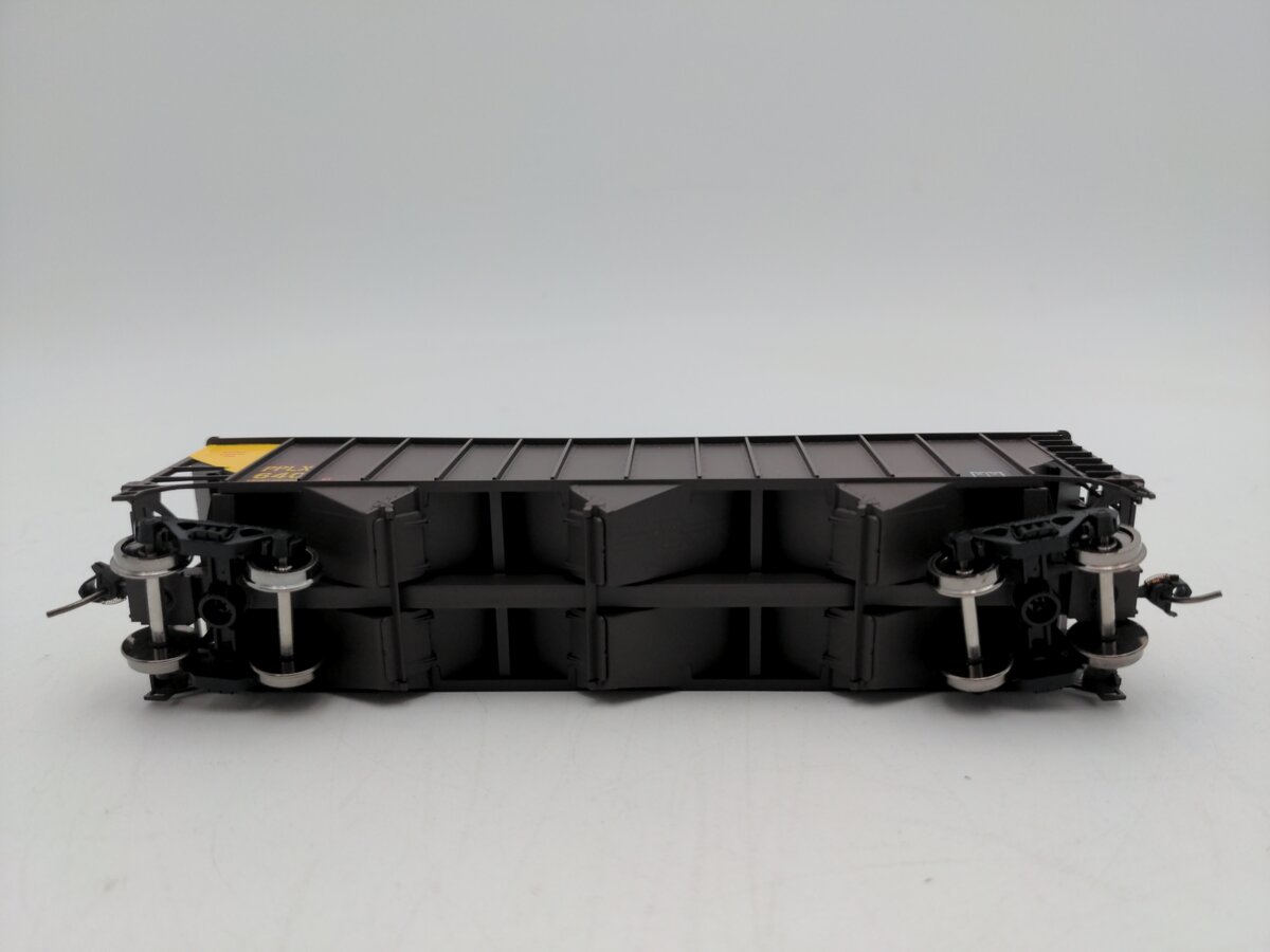 Bowser 43224 HO PPLX Executive Line 100-Ton 3-Bay Hopper Ready to Run #640