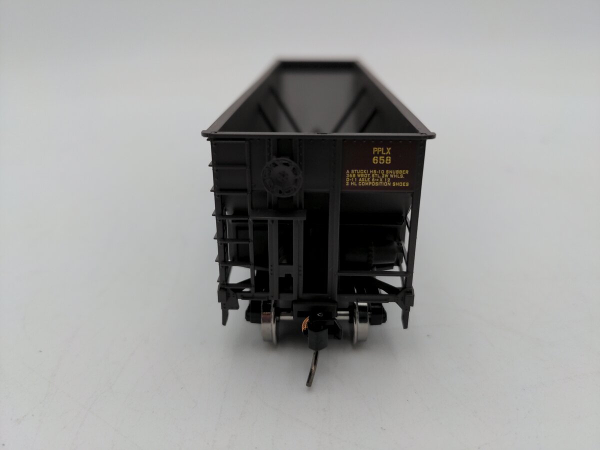 Bowser 43226 HO PPLX Executive Line 100-Ton 3-Bay Hopper Ready to Run #658