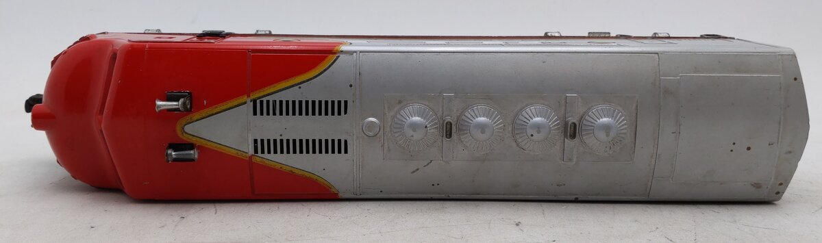 Lionel 2353 Vintage O Santa Fe F-3  Dummy Diesel Locomotive VG