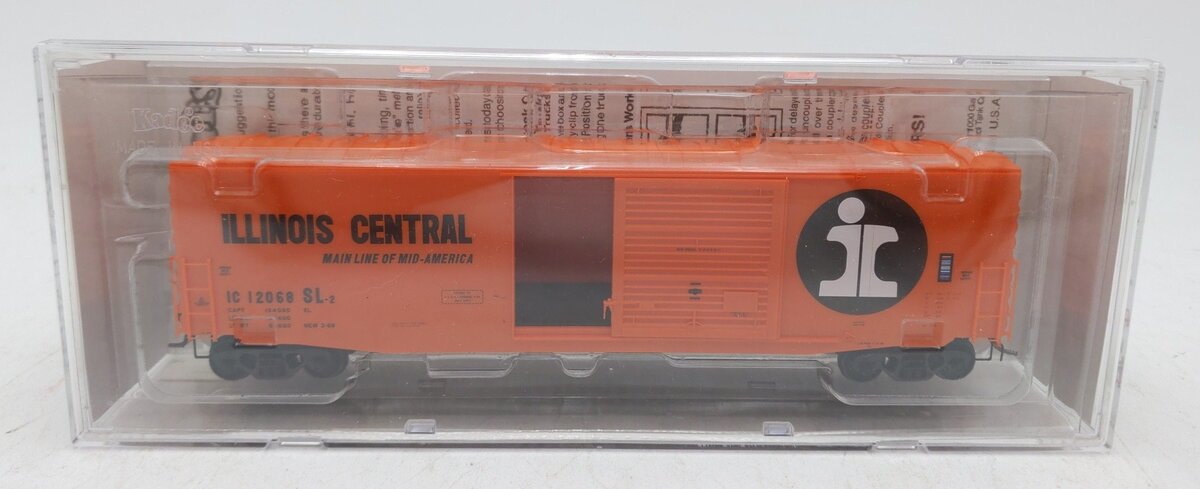 Kadee 6401 HO Scale Illinois Central 50' PS-1 Boxcar #12068