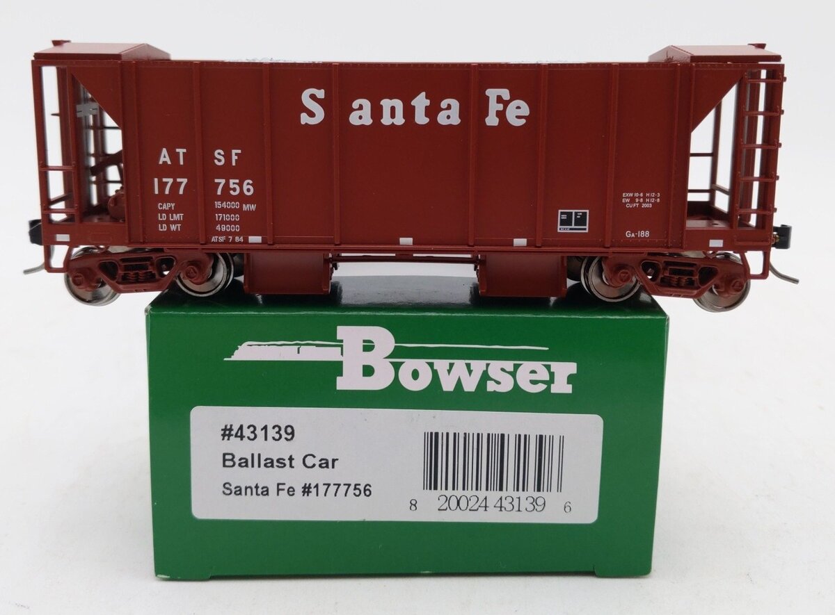 Bowser 43139 HO Santa Fe RTR 70-Ton 2-Bay Ballast Hopper #177756