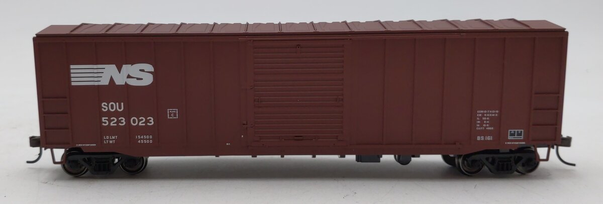 Atlas 20002579 HO Scale Norfolk Southern Trainman 50'6" ACF Box Car #523023