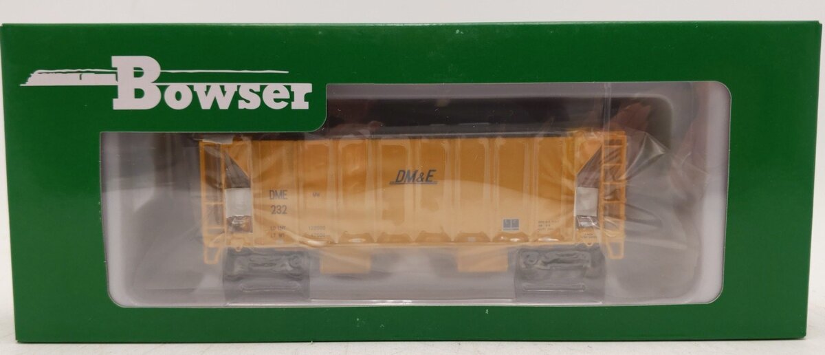 Bowser 43135 HO Dakota Minnesota & Eastern RTR 70-Ton 2-Bay Ballast Hopper #232