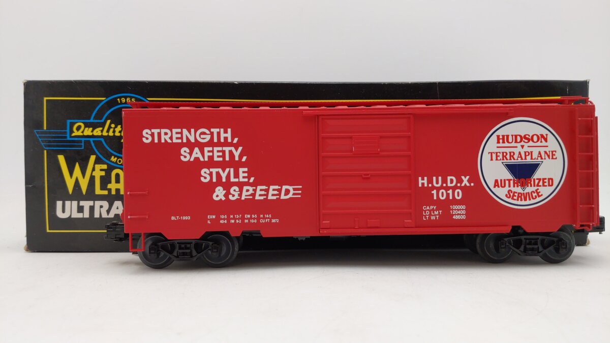 Weaver 1010 O Gauge Hudson Terraplane Boxcar (3 Rail) EX/Box