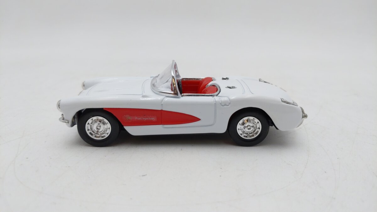MTH 33-7603 O Gauge Chessie Flatcar w/ Corvette #81130 EX/Box