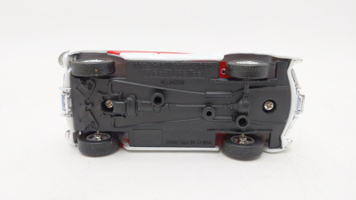 MTH 33-7603 O Gauge Chessie Flatcar w/ Corvette #81130 EX/Box