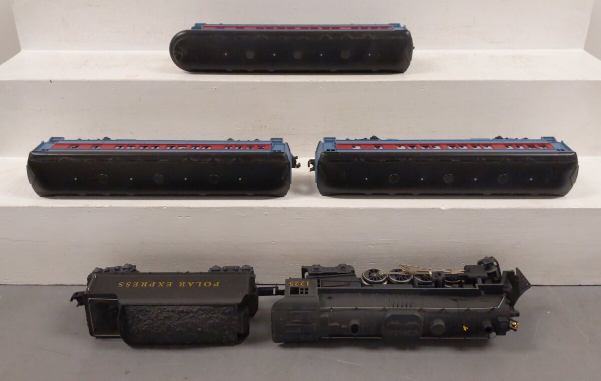 Lionel 6-31960 O Gauge The Polar Express Steam Locomotive Set (No Bell/Track) EX/Box