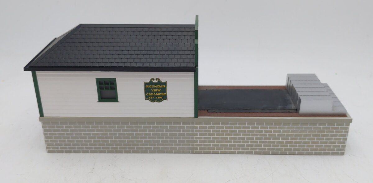 Lionel K-Line 6-21675 O Gauge Mountain View Creamery Loading Depot LN/Box