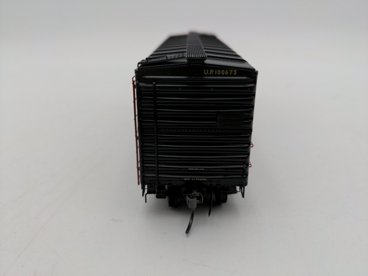 Kadee 4326 HO Scale Union Pacific Box Car #100675