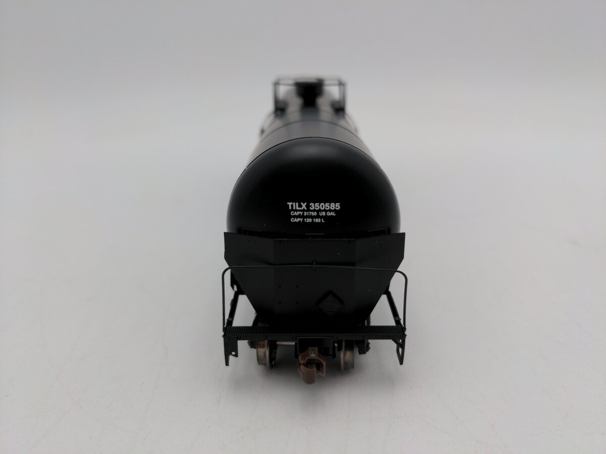 Scale Trains SXT10022 HO TILX Trinity Rail 31,000 Crude Oil Tank Car #350585