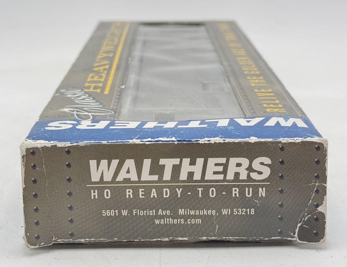 Walthers 932-10251 HO Pullman Heavyweight 3-2 Lounge-Observation Car VG/Box