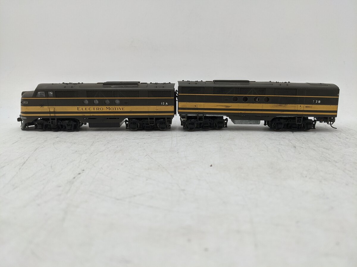 Stewart 23415 HO Electro Motive Division Diesel EMD FT A/B Set -Custom EX