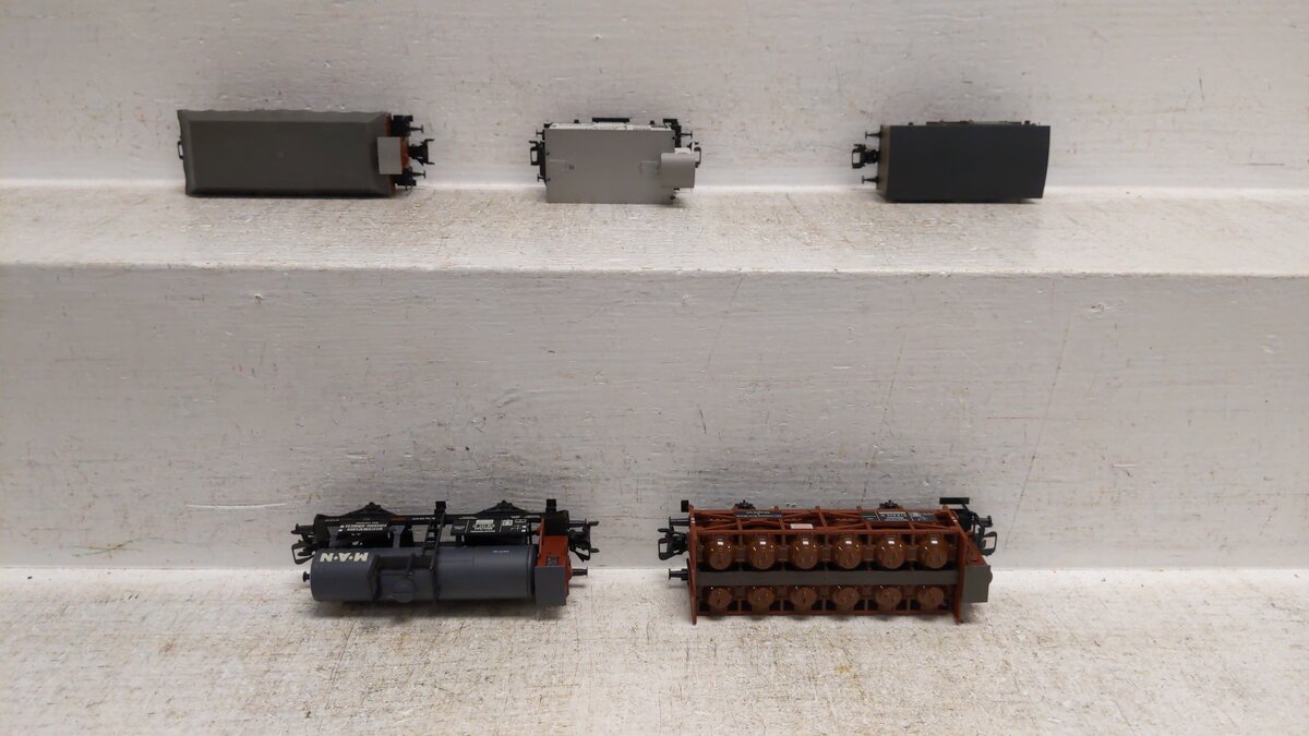 Trix 24096 HO German Imperial Railway (DR/GDR) Freight Car (Set of 5) EX/Box