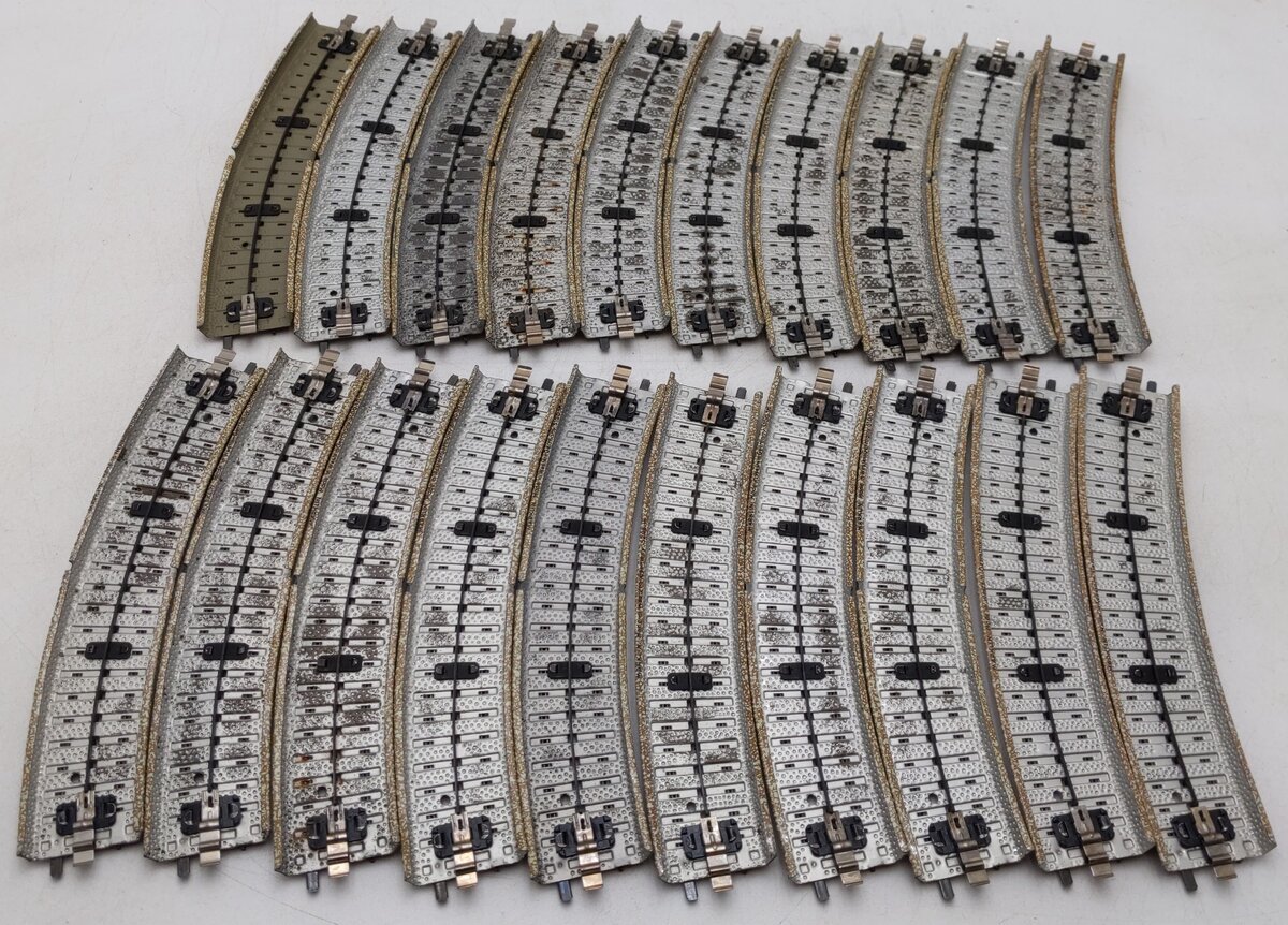 Marklin 5206 HO Scale Curved Track Sections (20) VG/Box