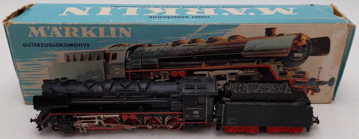 Marklin 3047 HO BR 44 Heavy Goods 2-10-0 Steam Locomotive & Tender #44690 EX/Box