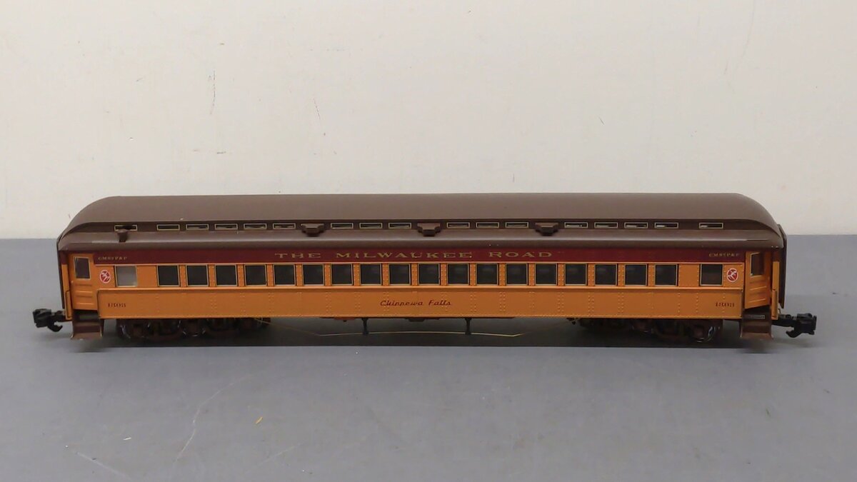 Aristo-Craft 31303 G Scale Milwaukee Heavyweight Passenger Car #1303 EX/Box