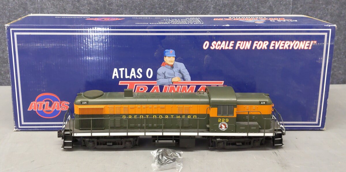 Atlas 0412-1 O Great Northern RS-3 Diesel Locomotive #229 - 3-Rail LN/Box
