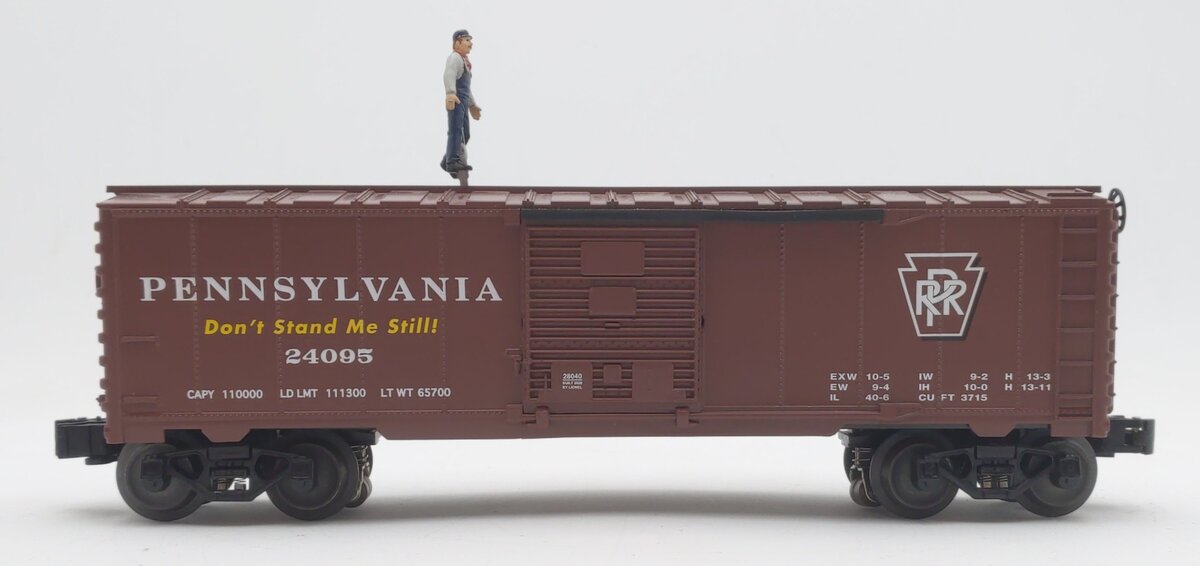 Lionel 2028040 O Gauge Pennsylvania Railroad Walking Brakeman Boxcar #24095 EX/Box