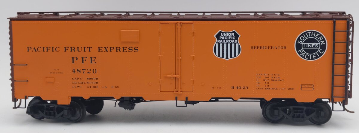 Des Plaines Hobbies SSA2304.6 S Gauge PFE Double Herald Reefer Car #48720 EX/Box