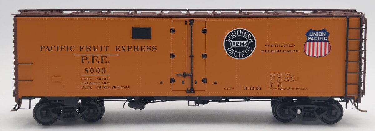Des Plaines Hobbies SSA2301.6 S Gauge PFE R-40-23 Double Herald Reefer Car #8000 EX/Box
