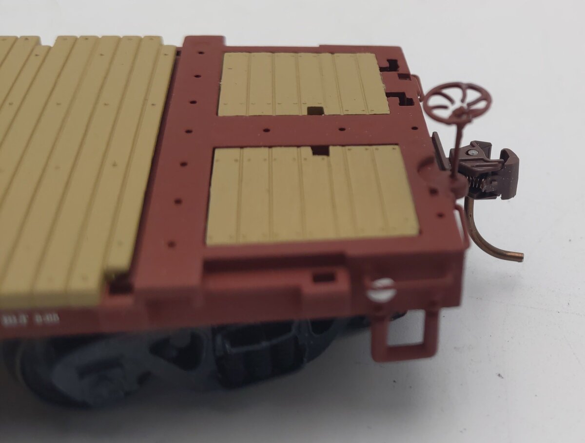 S-Helper 00215 S-Scale " Seaboard" The Showcase Line Standard Flat Car #47101 EX/Box