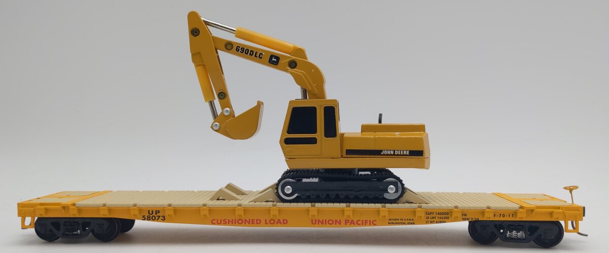 S-Helper Service 00309-0 S Gauge Union Pacific Flatcar w/ John Deere Excavator EX/Box