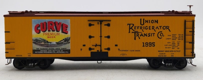 S-Helper Service 01516 S Scale Reefer Curve Beer Refrigerator Boxcar #1995 LN/Box