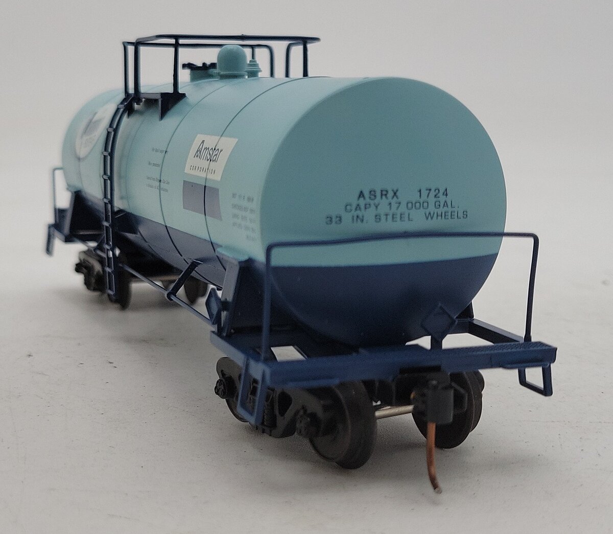 American Models 512 S Scale Domino Sugar Tank Car #1724 LN/Box