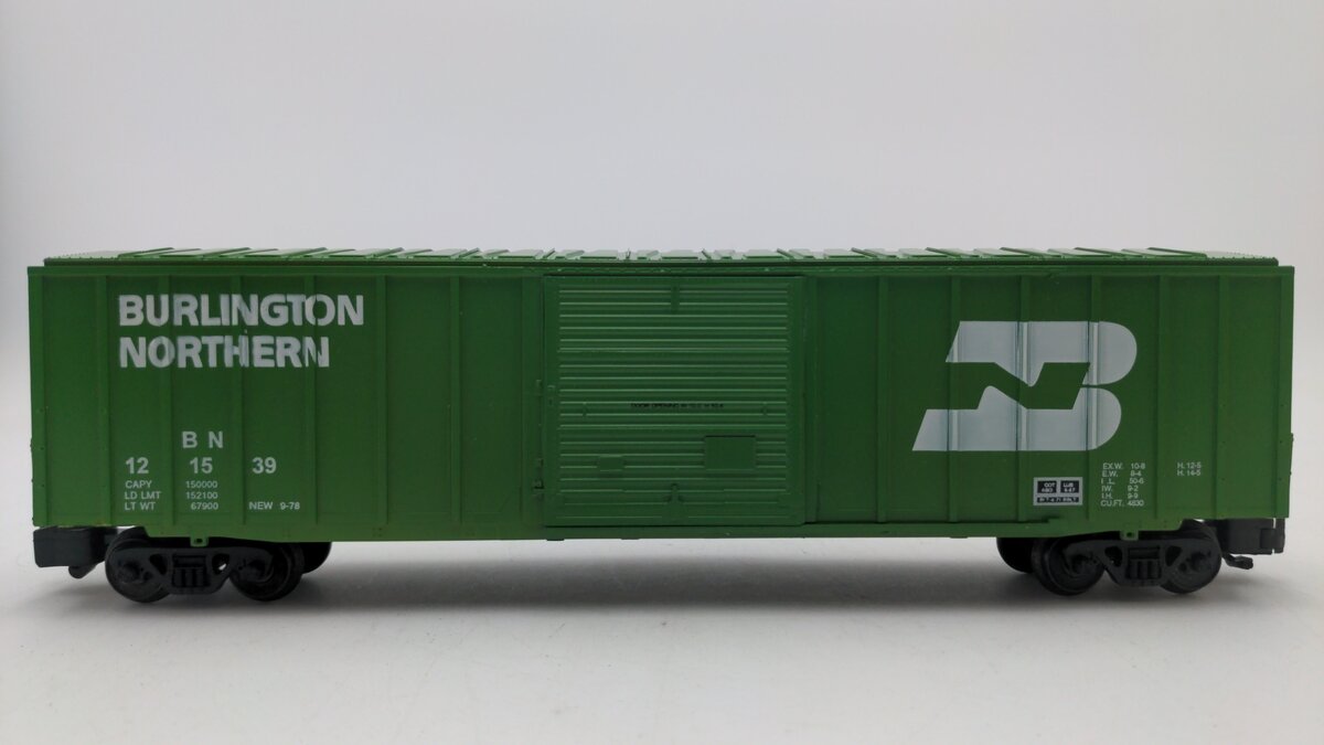 American Models 5007 S Scale Burlington Northern ACF 50' Ribside Box Car #121539 EX/Box
