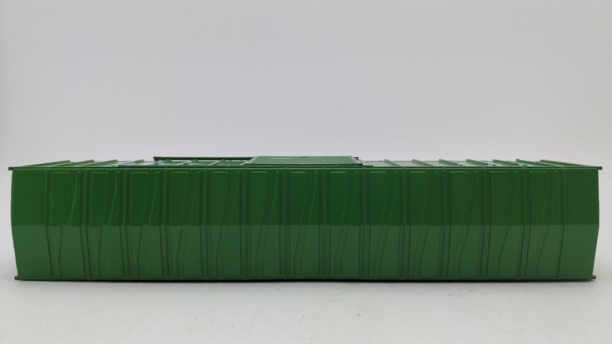 American Models 5007 S Scale Burlington Northern ACF 50' Ribside Box Car #121539 EX/Box