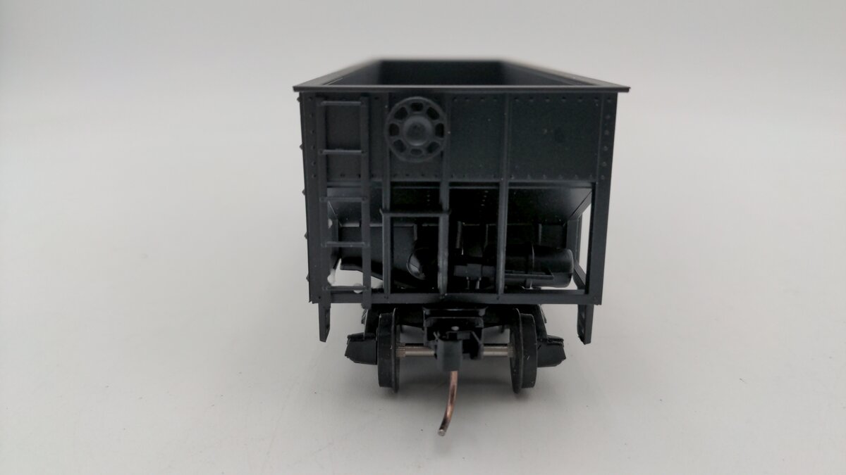 American Models 3203 S Scale Baltimore & Ohio 2 Bay Hopper Car #233636 EX/Box