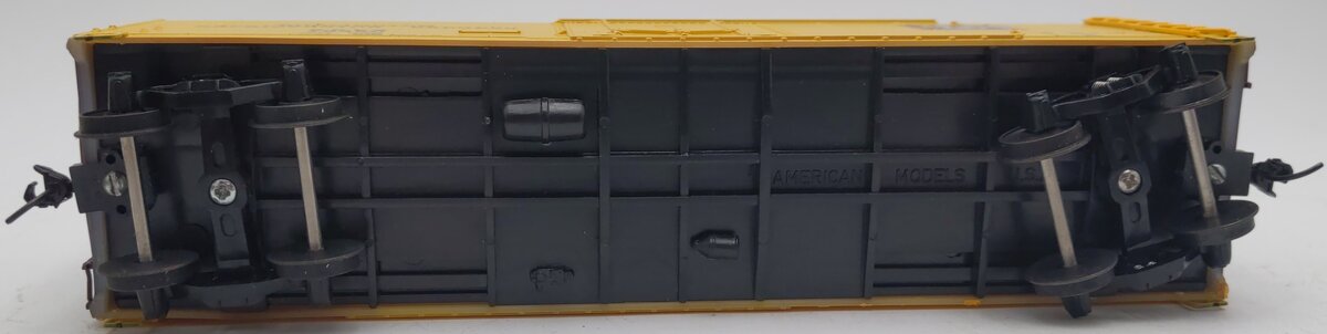 American Models 2232 S Scale Hi-Rail BREX Boxcar #76250 EX/Box