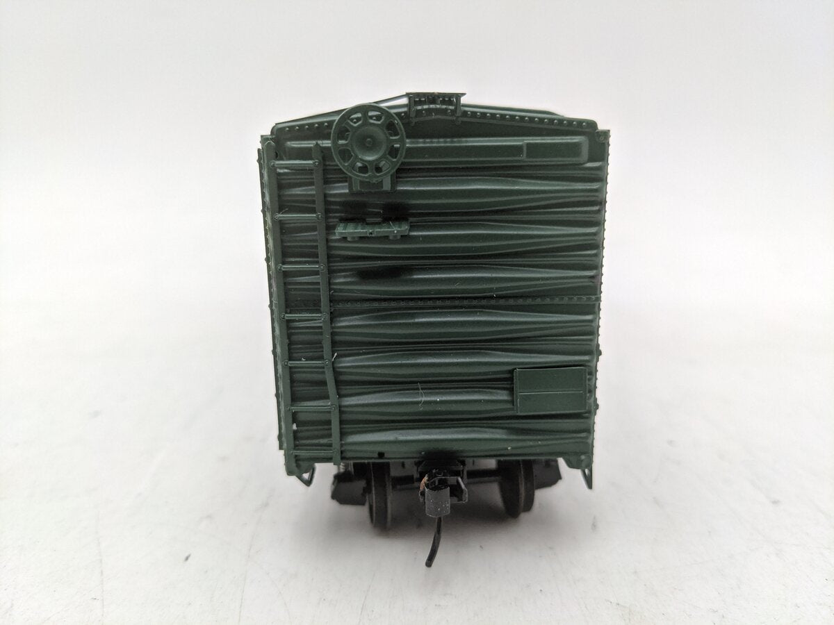 American Models 2223 S Burlington Express Reefer #79236-Scale EX/Box