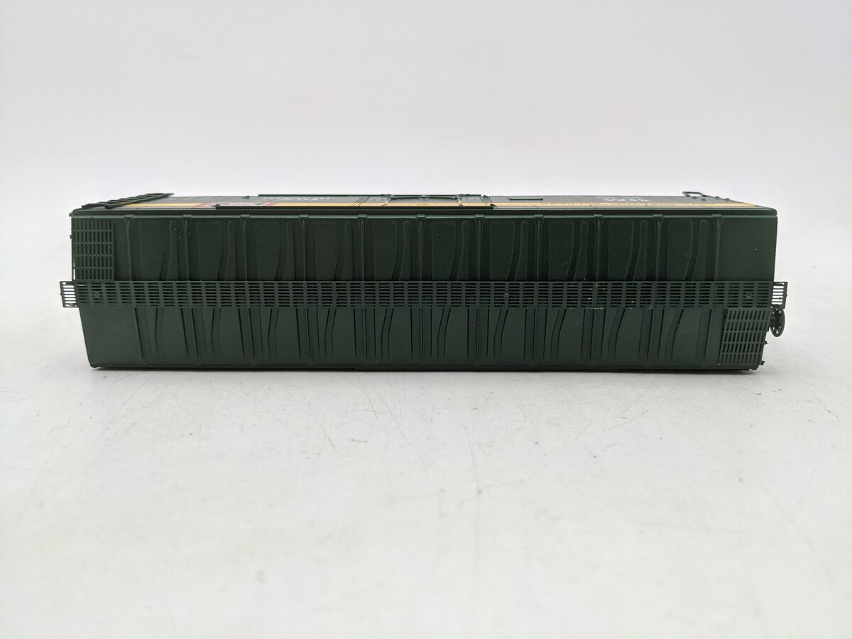 American Models 2223 S Burlington Express Reefer #79236-Scale EX/Box
